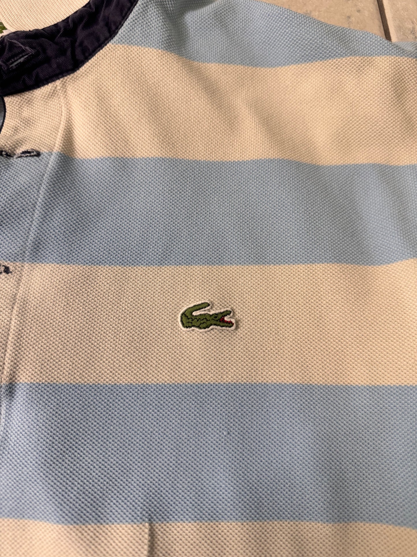 preloved Lacoste Sweatshirt mit Streifenmuster – Blau/Beige
